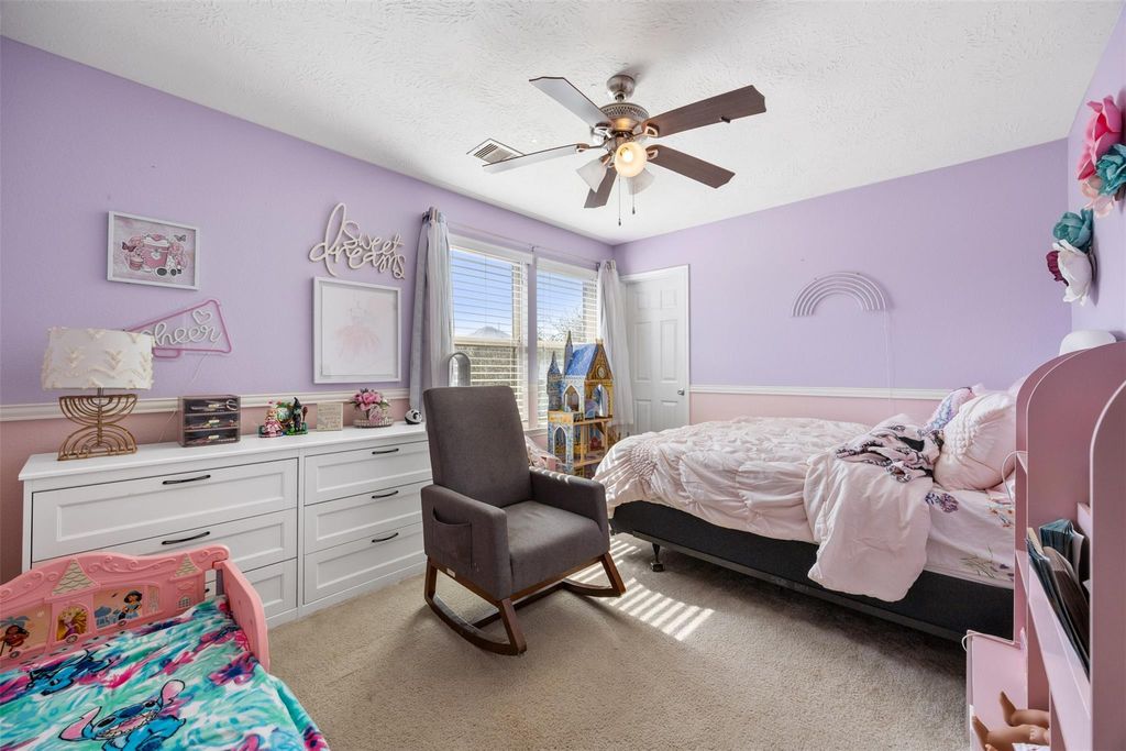 Image 17 of property listing at 24006 Eagle Sage Lane, Katy, TX 77493