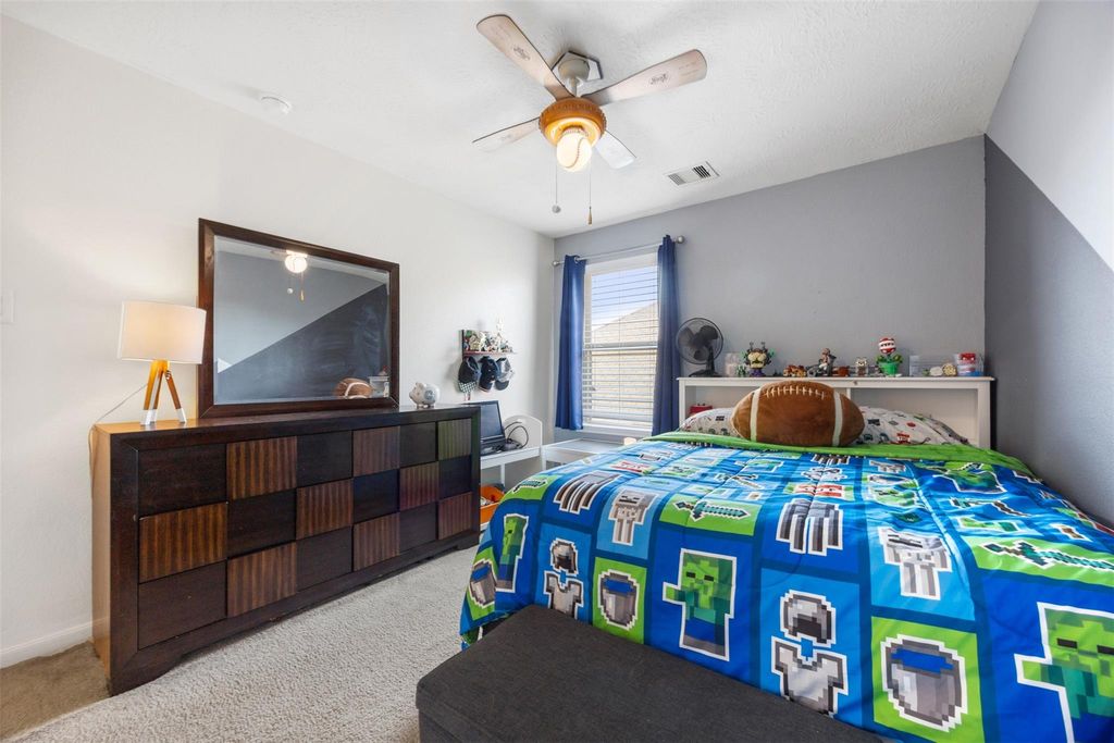 Image 19 of property listing at 24006 Eagle Sage Lane, Katy, TX 77493