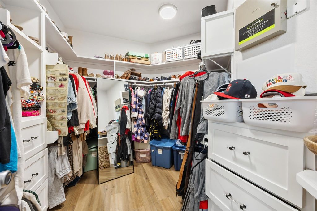 Image 22 of property listing at 24006 Eagle Sage Lane, Katy, TX 77493