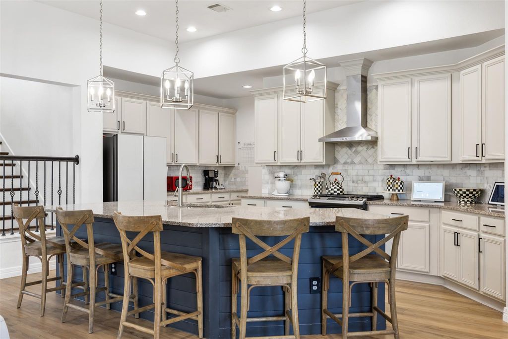 Image 8 of property listing at 24006 Eagle Sage Lane, Katy, TX 77493