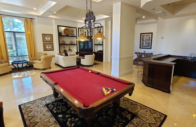 616 Clearwater Park Road Apt 812, West Palm Beach, FL 33401