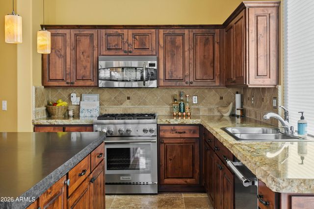 3340 S CAMELLIA Place, Chandler, AZ 85248