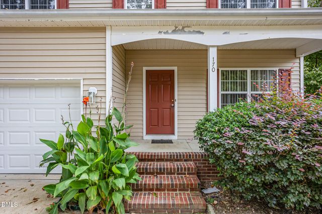 170 River Hills Drive, Clayton, NC 27527