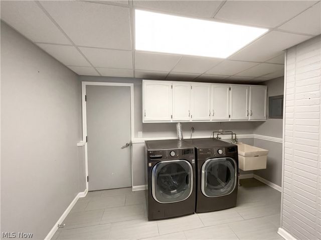 32847 Redwood Boulevard, Avon Lake, OH 44012