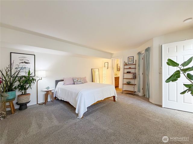 5807 14th Drive W, Everett, WA 98203