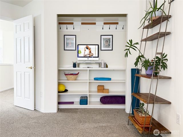 5807 14th Drive W, Everett, WA 98203