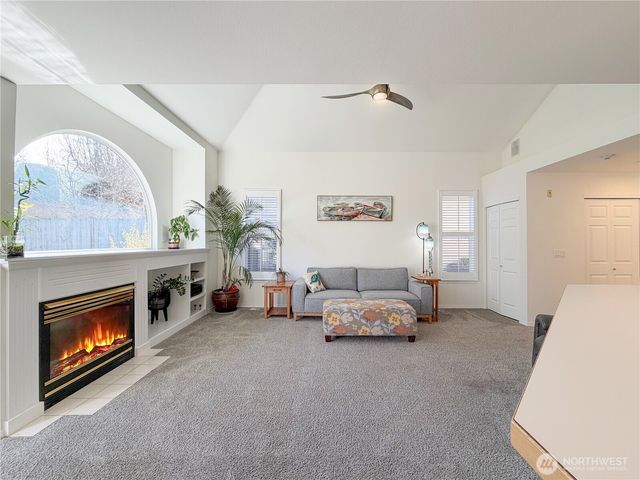 5807 14th Drive W, Everett, WA 98203