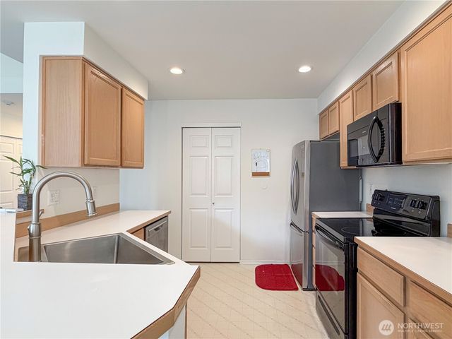 5807 14th Drive W, Everett, WA 98203