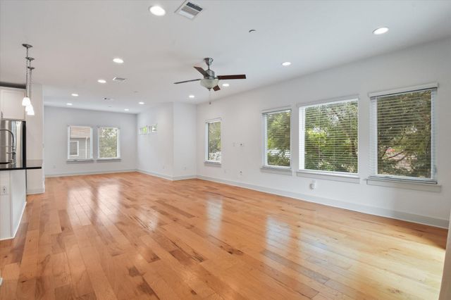 7209 Bassett CT, Austin, TX 78741
