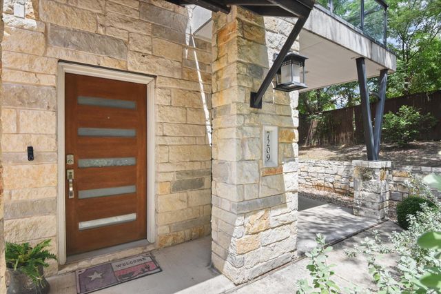 7209 Bassett CT, Austin, TX 78741