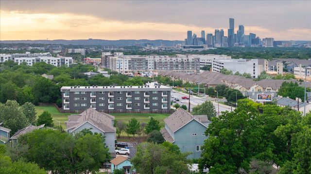 7209 Bassett CT, Austin, TX 78741