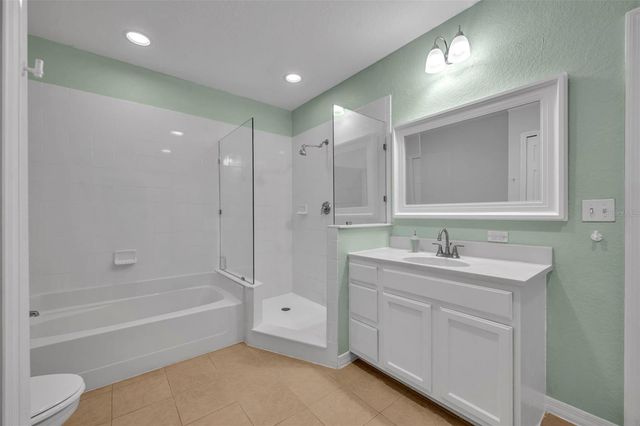 9051 TREASURE TROVE LANE 303, Kissimmee, FL 34747