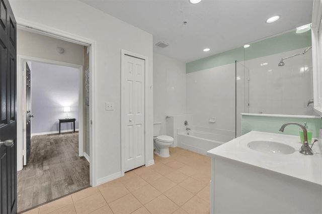 9051 TREASURE TROVE LANE 303, Kissimmee, FL 34747