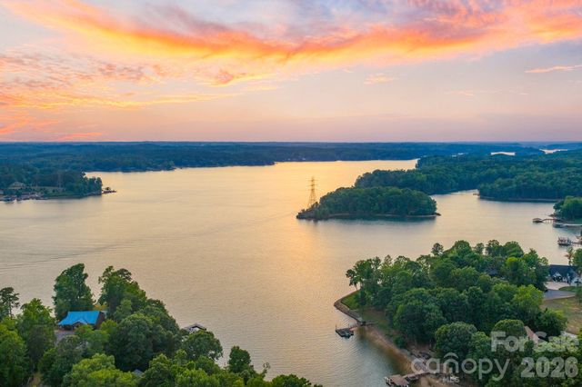 127 Tinker Place, Troutman, NC 28166