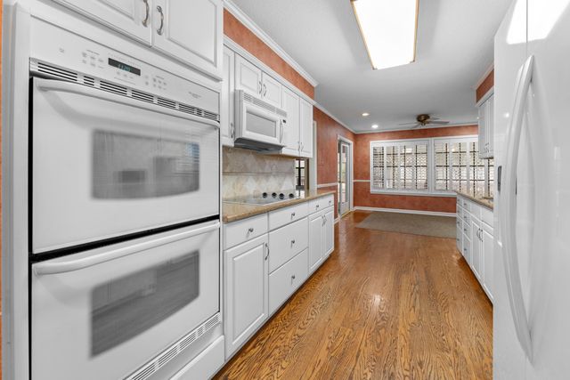 7477 STONE MILL CV, Germantown, TN 38138