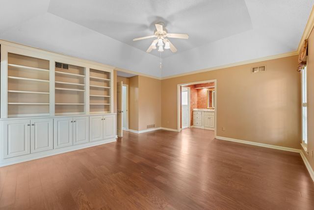 7477 STONE MILL CV, Germantown, TN 38138