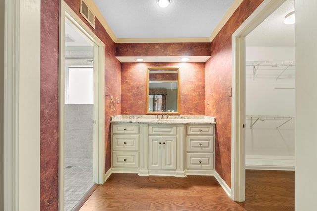 7477 STONE MILL CV, Germantown, TN 38138