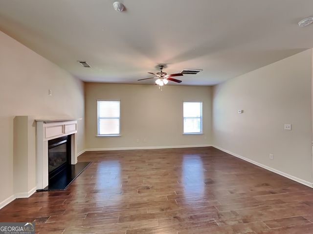759 Rolling Downs Drive, Loganville, GA 30052