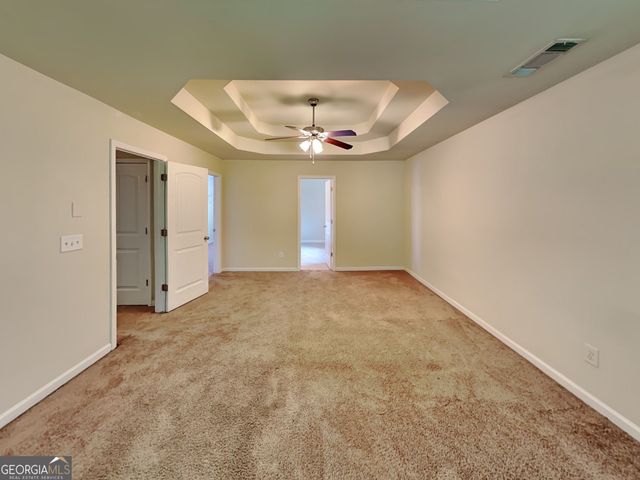 759 Rolling Downs Drive, Loganville, GA 30052