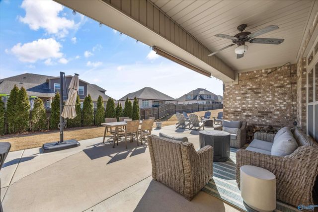 7604 Summerdawn Drive, Owens Cross Roads, AL 35763