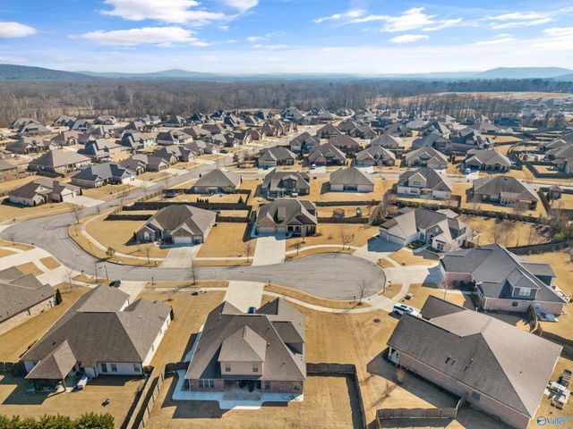 7604 Summerdawn Drive, Owens Cross Roads, AL 35763