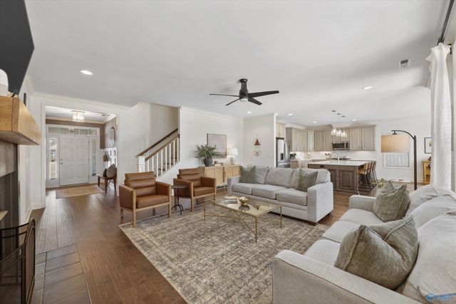 7604 Summerdawn Drive, Owens Cross Roads, AL 35763