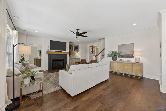 7604 Summerdawn Drive, Owens Cross Roads, AL 35763