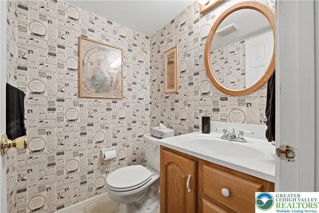 1700 Brandywine Road, South Whitehall Twp, PA 18104