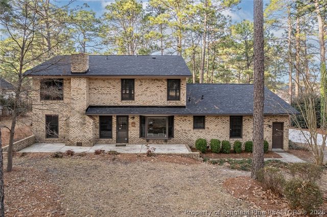 6821 Thames Drive, Fayetteville, NC 28306