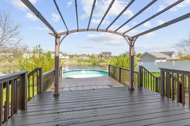 243 Eagle Ridge Drive, Valparaiso, IN 46385