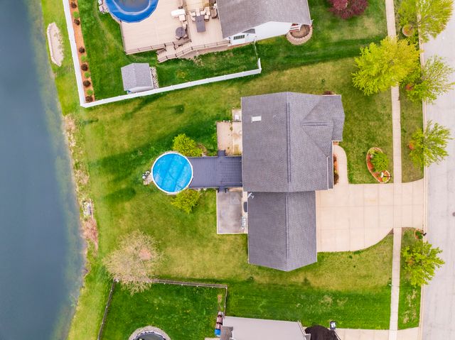 243 Eagle Ridge Drive, Valparaiso, IN 46385