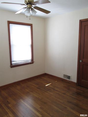 730 S 19TH Street, Quincy, IL 62301