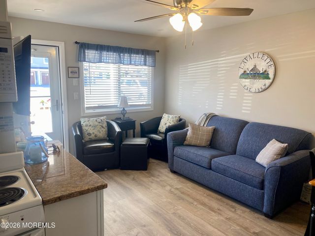 2307 Grand Central Avenue 5, Lavallette, NJ 08735