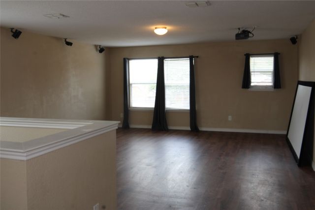 2435 Castle Pines Drive, Burleson, TX 76028