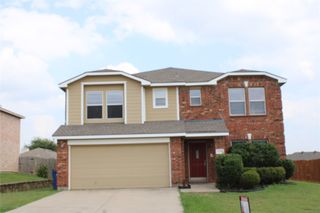 2435 Castle Pines Drive, Burleson, TX 76028