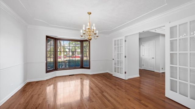 3021 35th Street, Oak Brook, IL 60523