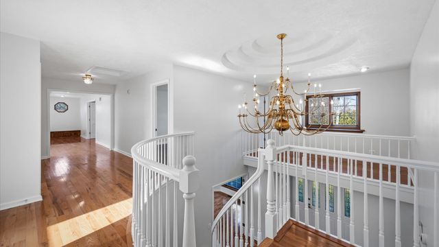 3021 35th Street, Oak Brook, IL 60523