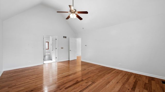 3021 35th Street, Oak Brook, IL 60523