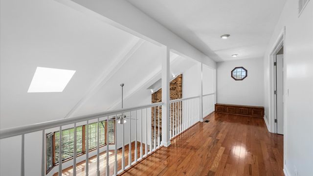 3021 35th Street, Oak Brook, IL 60523