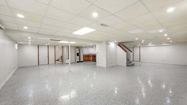 3021 35th Street, Oak Brook, IL 60523