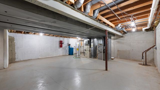 3021 35th Street, Oak Brook, IL 60523