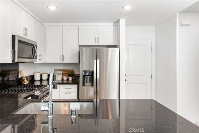1122 Santo Antonio Drive, Colton, CA 92324