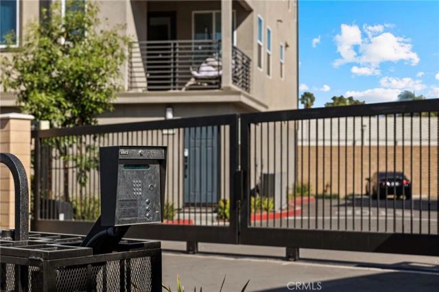 1122 Santo Antonio Drive, Colton, CA 92324
