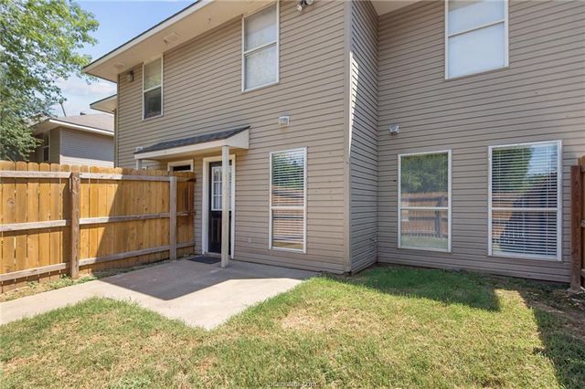 1210 Oney Hervey Drive, College Station, TX 77840