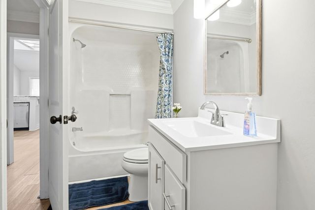 1831 Fairway Ridge Dr Apt 3B, Myrtle Beach, SC 29575