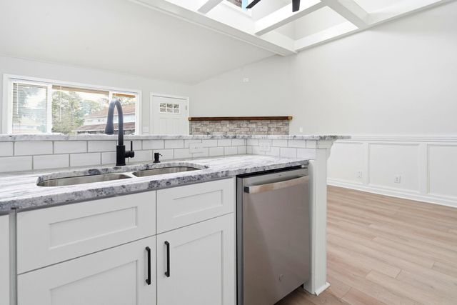 1831 Fairway Ridge Dr Apt 3B, Myrtle Beach, SC 29575