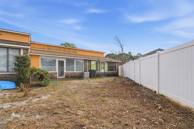 1831 Fairway Ridge Dr Apt 3B, Myrtle Beach, SC 29575