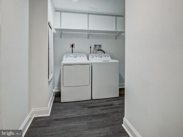 5 CLIMBING IVY CT, Germantown, MD 20874