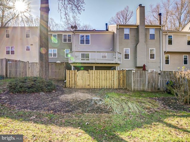 5 CLIMBING IVY CT, Germantown, MD 20874