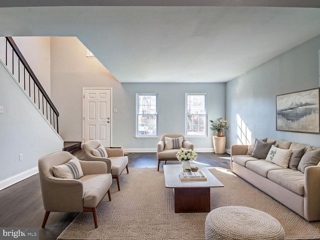 5 CLIMBING IVY CT, Germantown, MD 20874